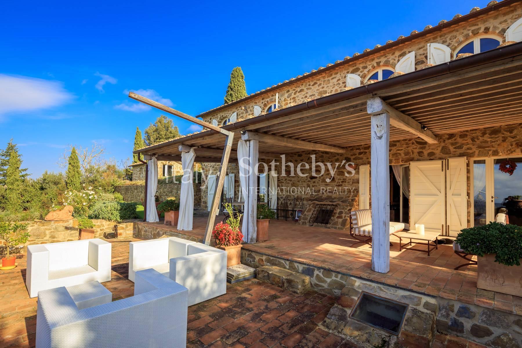 Panoramico casale ad un passo da Montalcino, in vendita, Montalcino | Sotheby’s Realty Italy - 24
