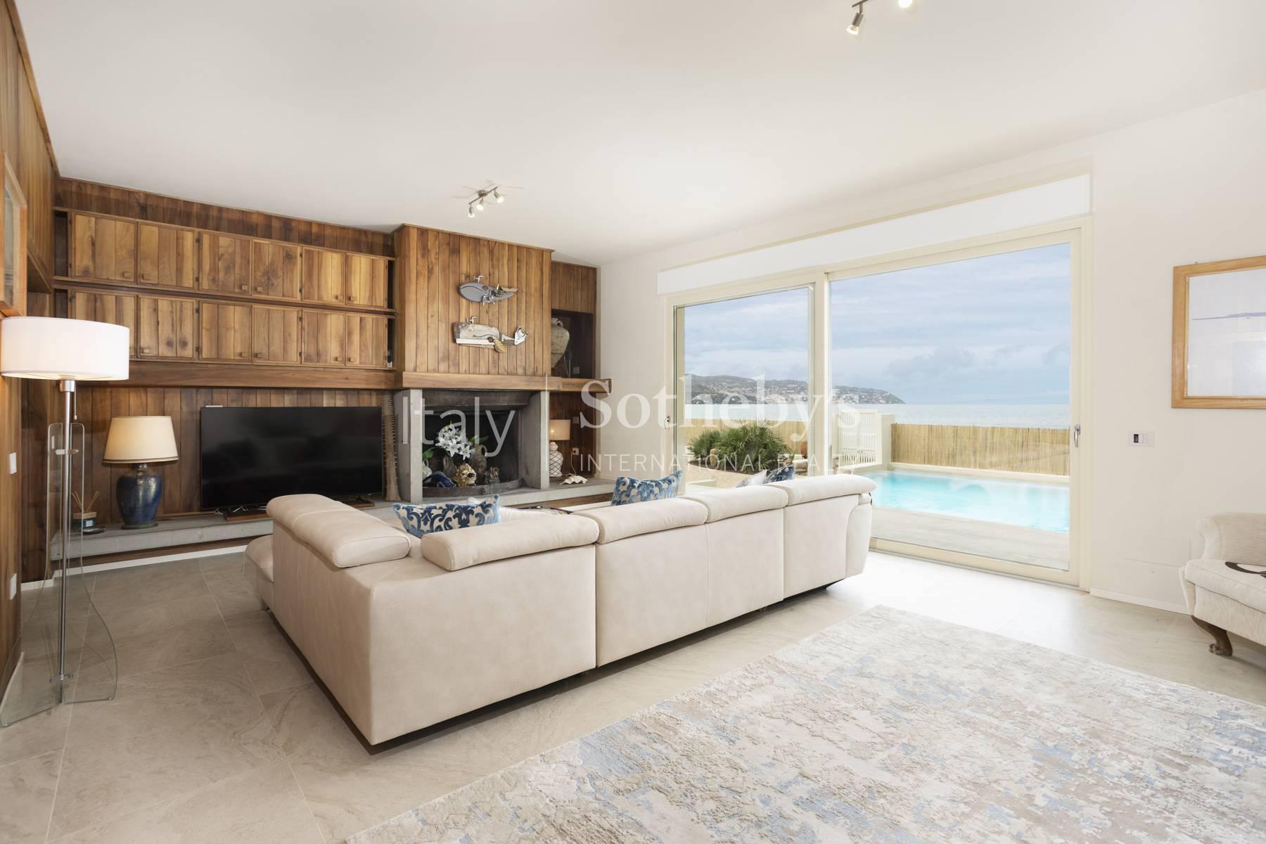 Argentario: exclusive villa with direct access to the sea - 3