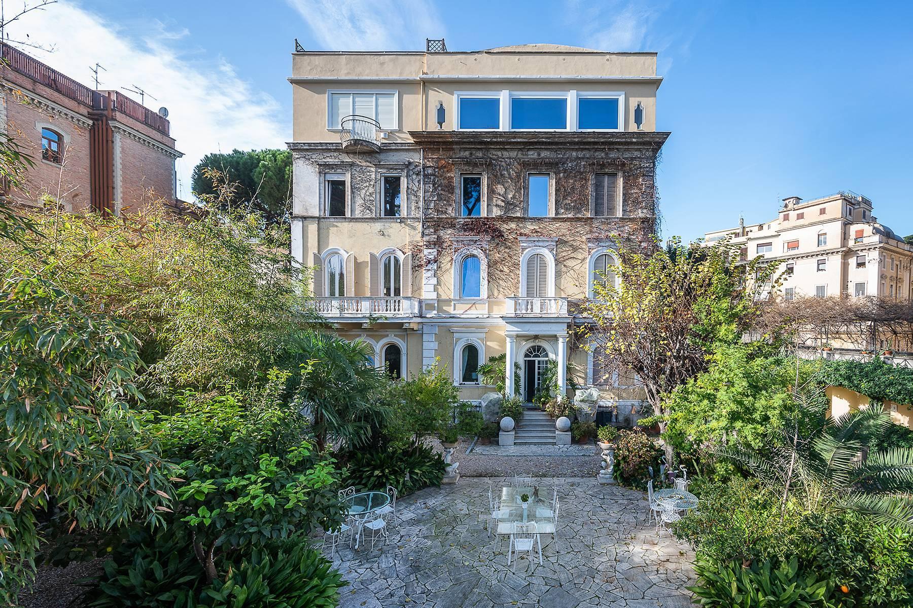 One-of-a-kind penthouse in Parioli - 1