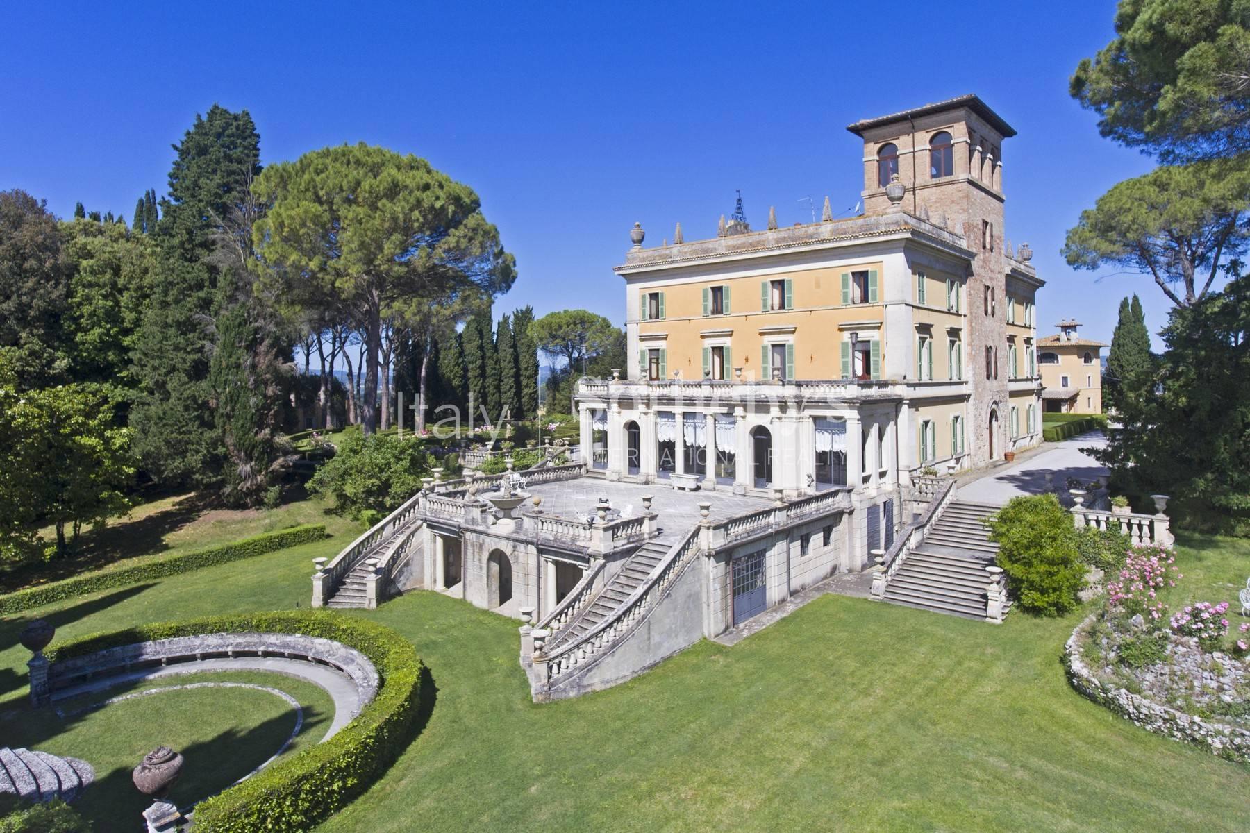 Magnifica Villa storica con giardino all' italiana in Umbria - 6
