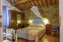 Agriturismo panoramico con produzione olio Bio del chianti, in vendita, Castellina in Chianti | Sotheby’s Realty Italy - 23