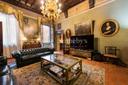 Elegante appartamento in palazzo storico a Siena, in vendita, Siena | Sotheby’s Realty Italy - 3
