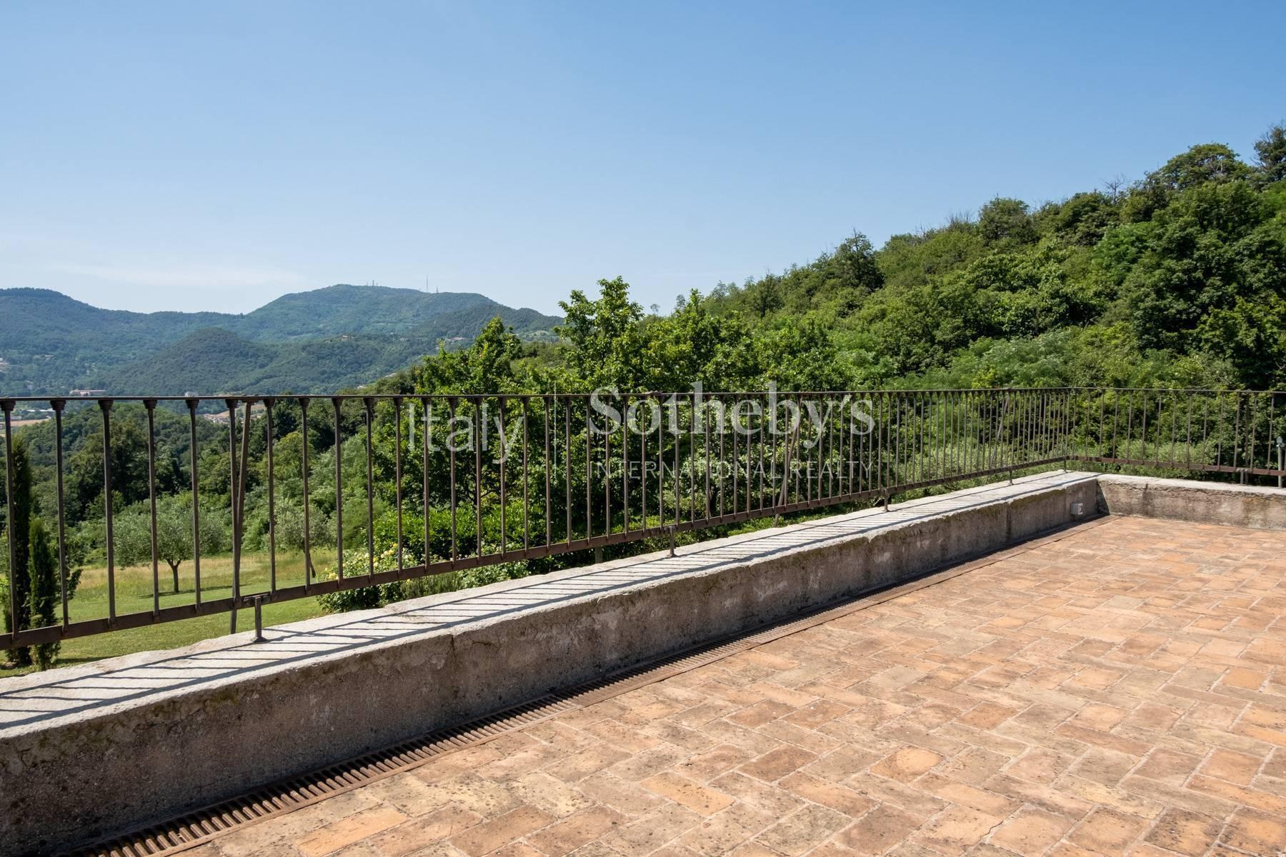 Affascinante casale in collina con parco e piscina, in vendita, Torreglia | Sotheby’s Realty Italy - 16