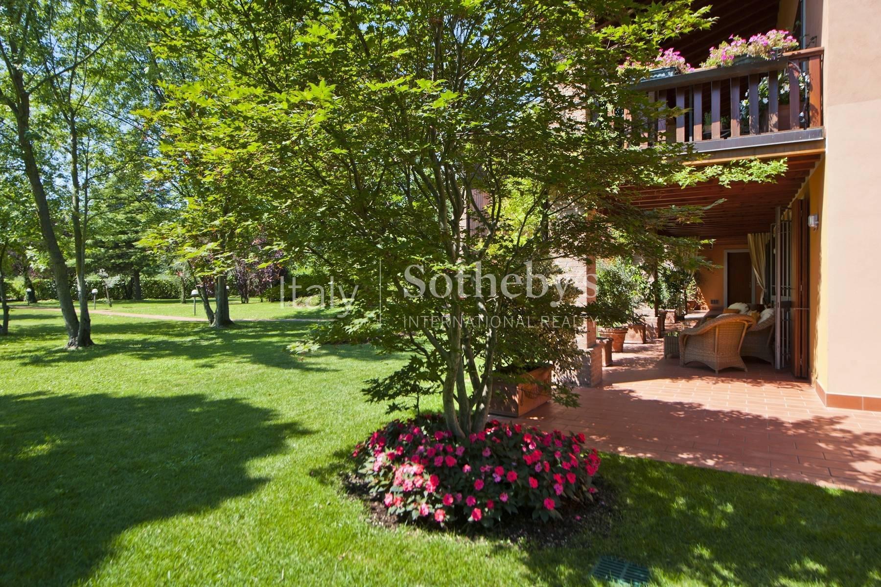 Ampio appartamento confinante con il Garda Golf di Soiano, in vendita, Soiano del Lago | Sotheby’s Realty Italy - 17