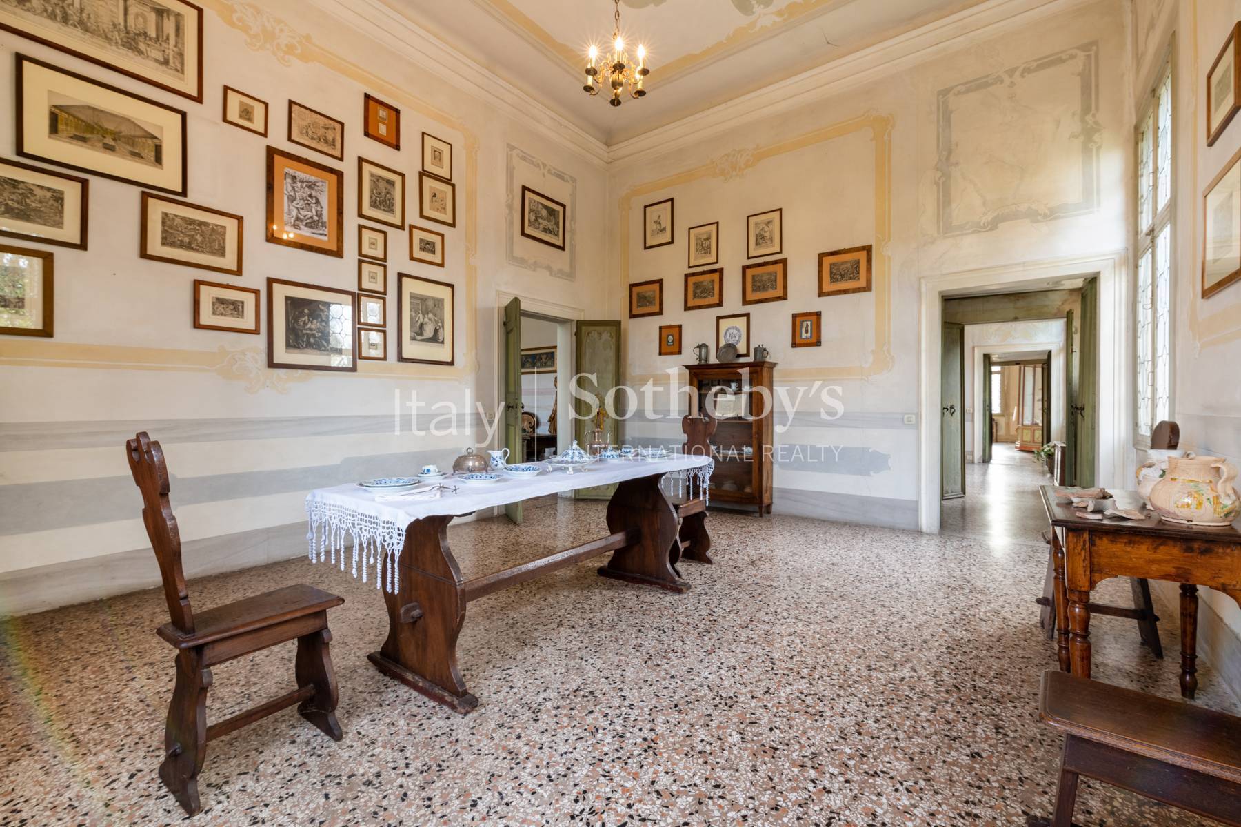 Villa vénitienne avec fresques, tour, barchessa et annexes - 5