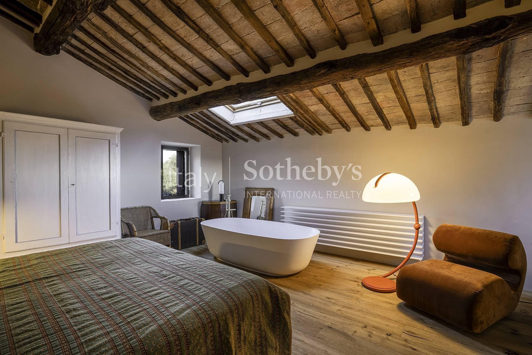Luxurious 6 bedroom villa with pool near Siena - 26