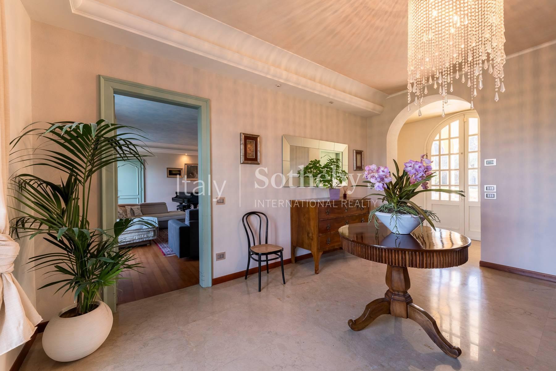Charming villa with lake view and olive grove - 8