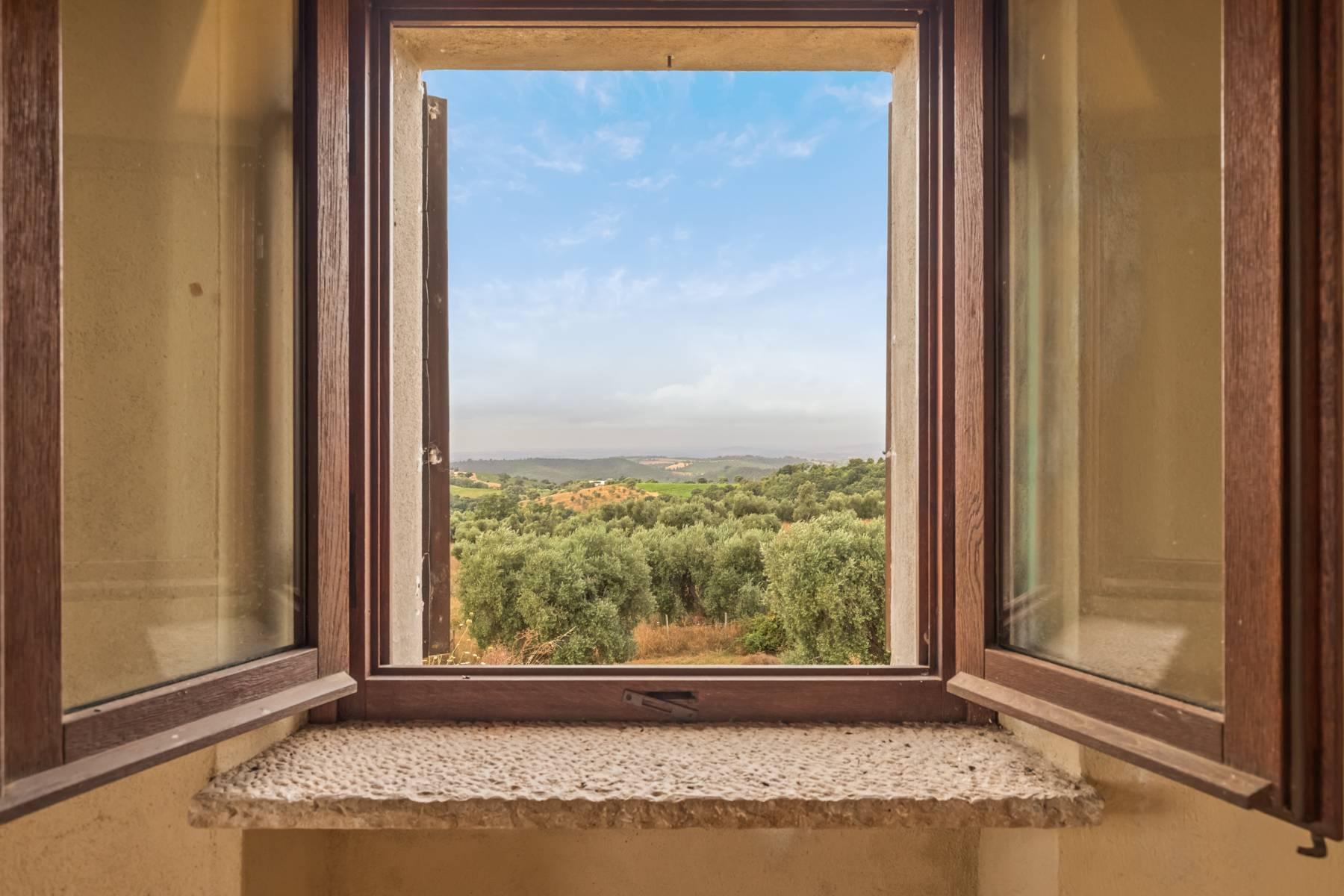 Ferme panoramique en pierre avec oliveraies et vue sur la mer - 3