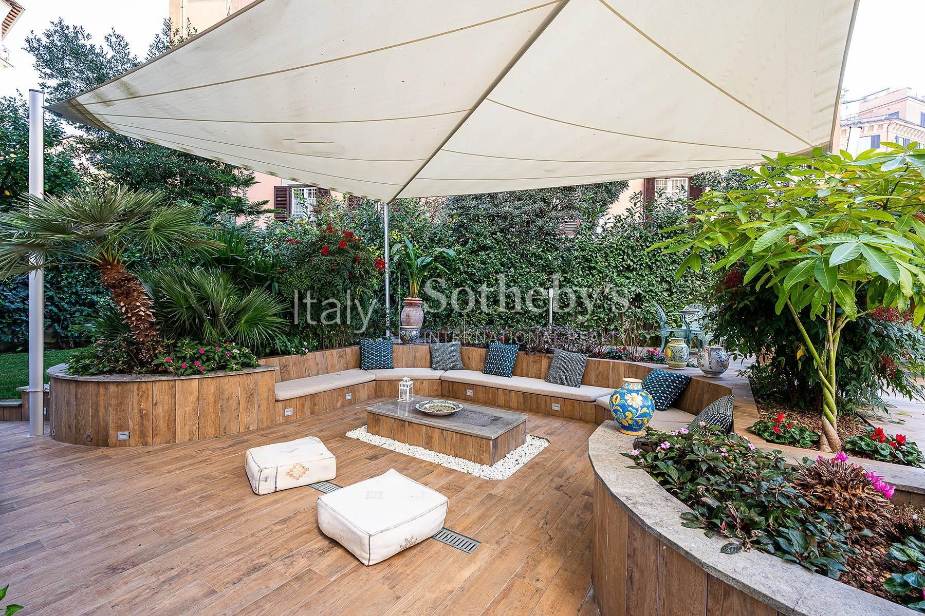 Luxury property with large garden in the Parioli district - 21
