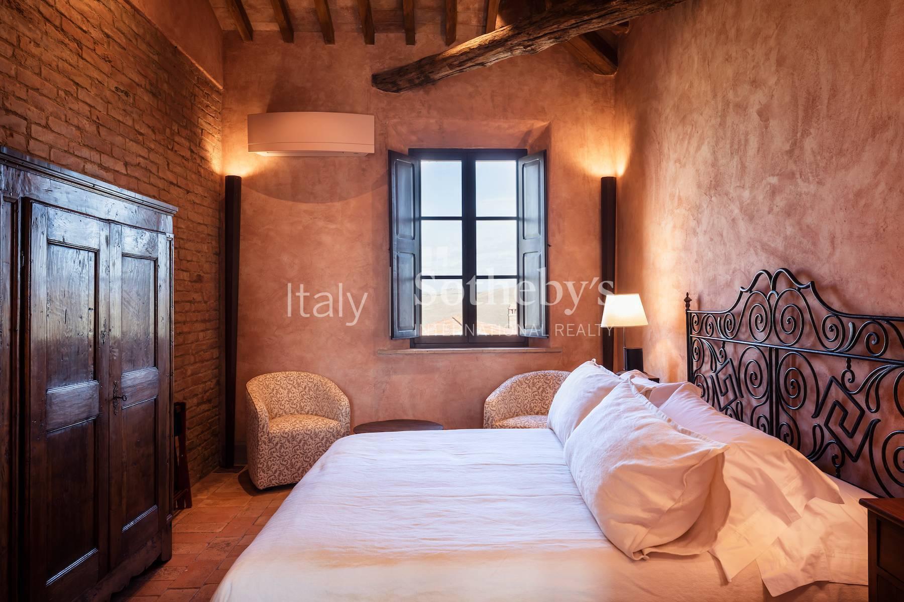 Splendida proprietà in collina nel cuore della Toscana con vista a 360 gradi - 15