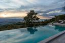 Lussuosa villa moderna con 6 camere da letto nel sud della Toscana, in affitto, Sarteano | Sotheby’s Realty Italy - 4