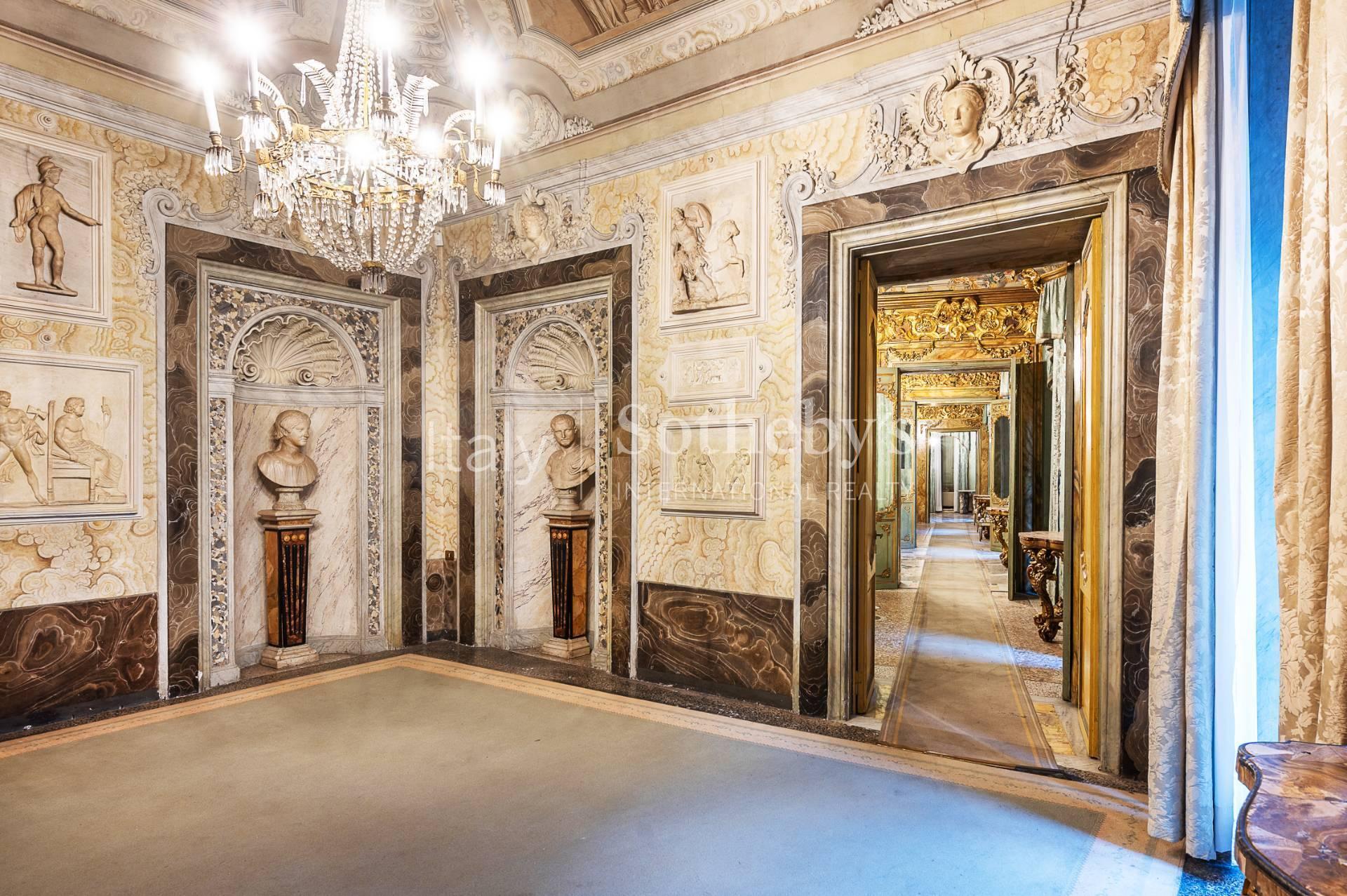Palazzo Rondinini, historical building in the heart of Rome - 2
