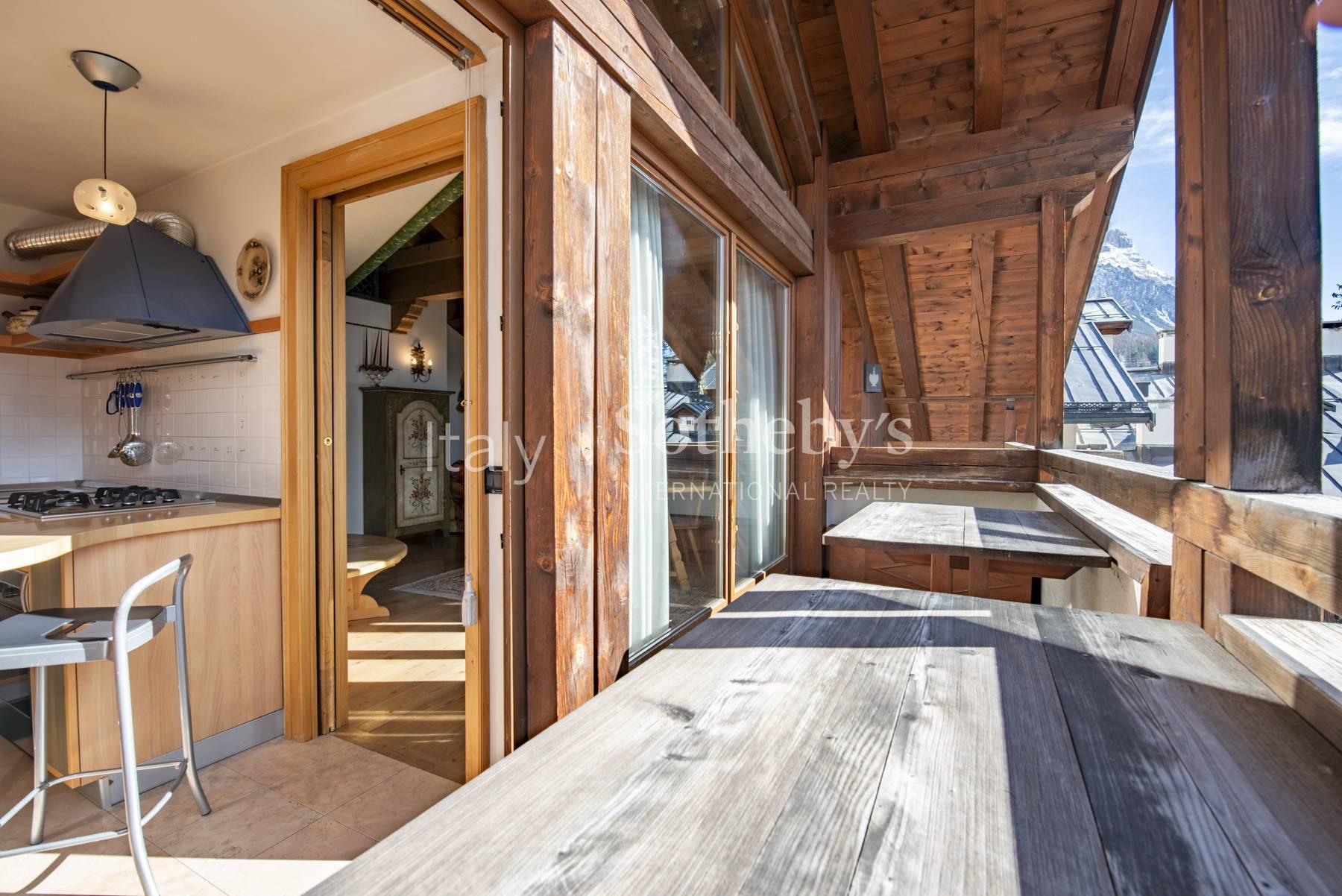 Penthouse with terrace in the heart of Cortina d'Ampezzo - 6