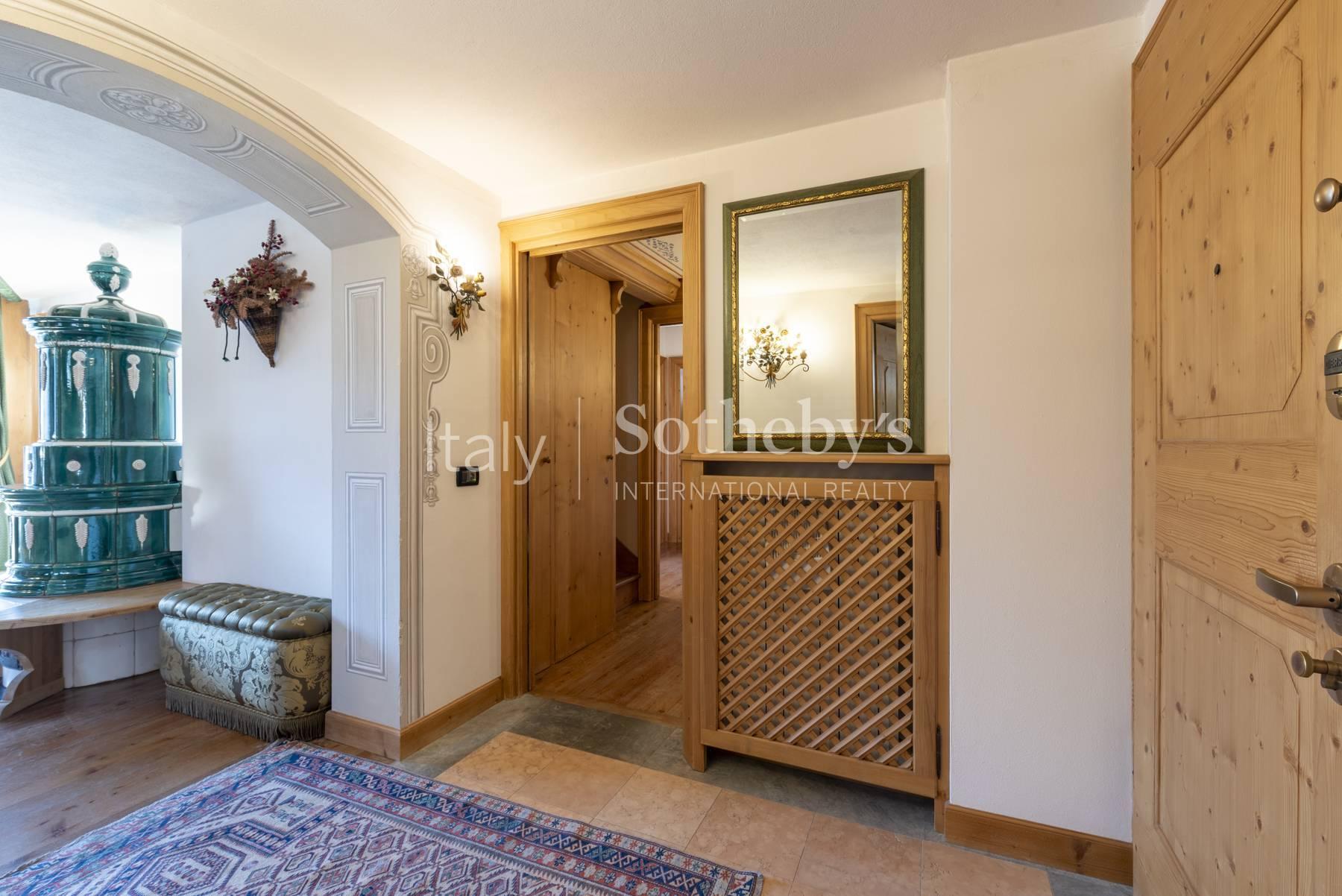 Penthouse with terrace in the heart of Cortina d'Ampezzo - 8
