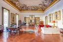 Monumentale dimora rinascimentale al centro storico di Napoli, in vendita, Napoli | Sotheby’s Realty Italy - 1