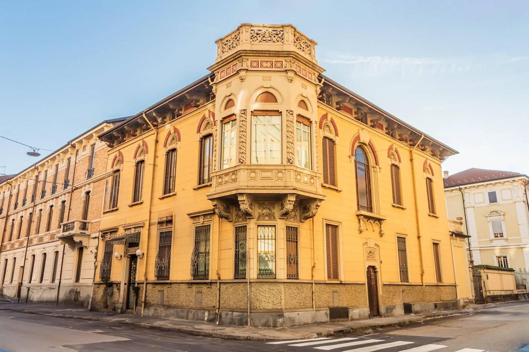 Sofisticata residenza depoca nel quartiere di Cit Turin - 1