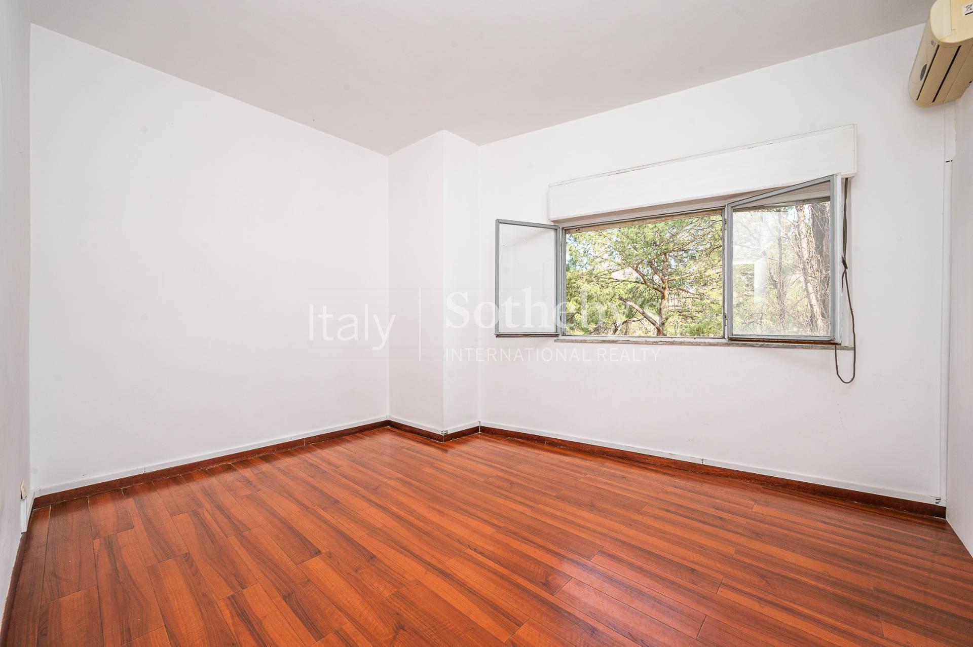 Luminoso appartamento con affacci nel verde, in vendita, Roma | Sotheby’s Realty Italy - 8