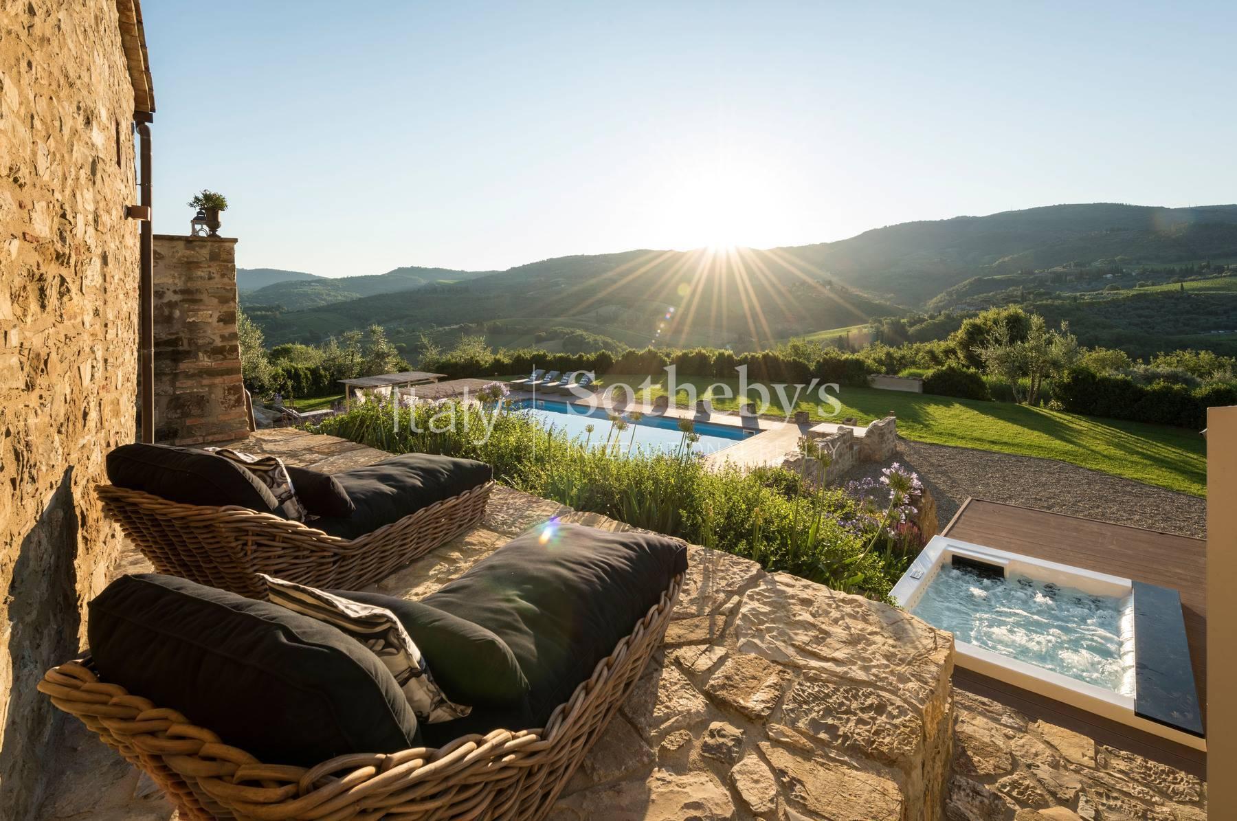 Storica tenuta di lusso a Greve con vista mozzafiato, in vendita, Greve in Chianti | Sotheby’s Realty Italy - 3