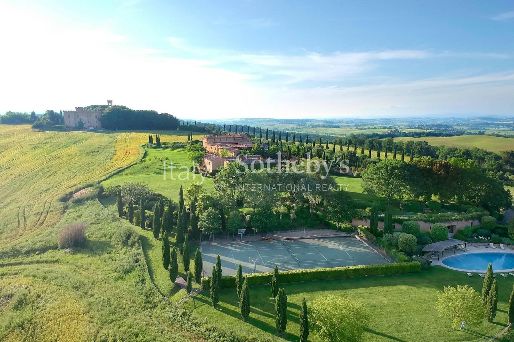 Marvellous estate n the heart of the Val d'Orcia valley - 2