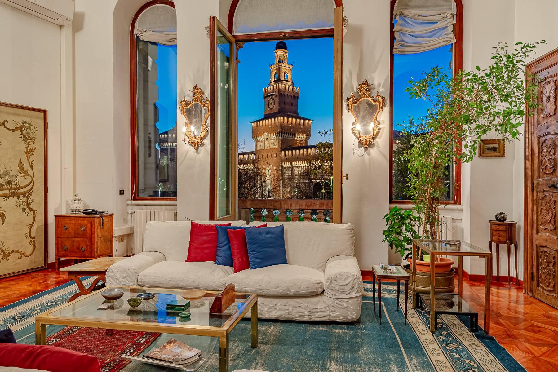 Elegant Residence Overlooking Castello Sforzesco - 1