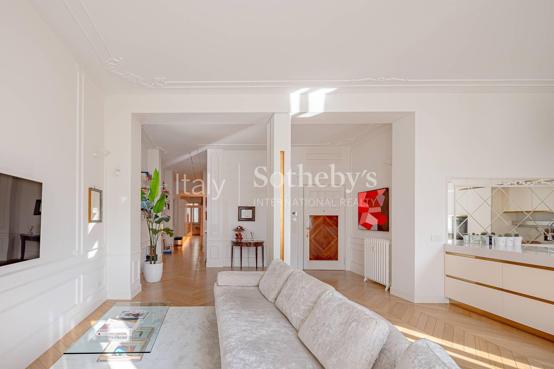 Luminosa dimora finemente ristrutturata con terrazzo, in vendita, Milano | Sotheby’s Realty Italy - 2