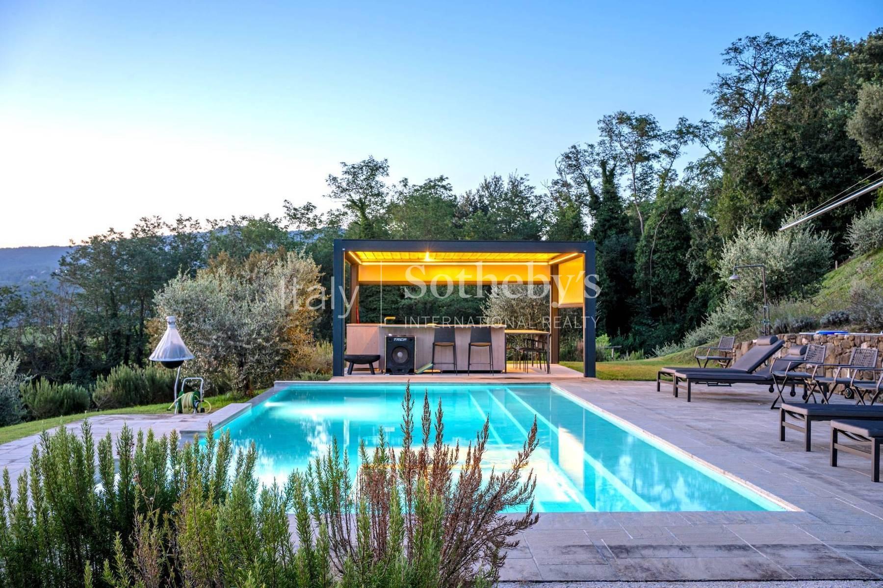 Esclusivo e moderno casale in pietra con piscina, in vendita, Città di Castello | Sotheby’s Realty Italy - 3