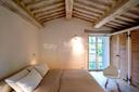 Esclusivo e moderno casale in pietra con piscina, in vendita, Città di Castello | Sotheby’s Realty Italy - 17