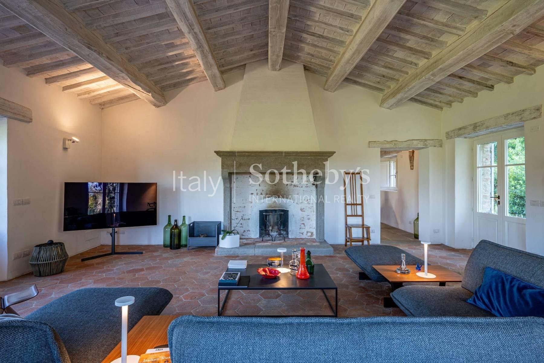 Esclusivo e moderno casale in pietra con piscina, in vendita, Città di Castello | Sotheby’s Realty Italy - 11
