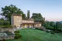 Esclusivo e moderno casale in pietra con piscina, in vendita, Città di Castello | Sotheby’s Realty Italy - 5