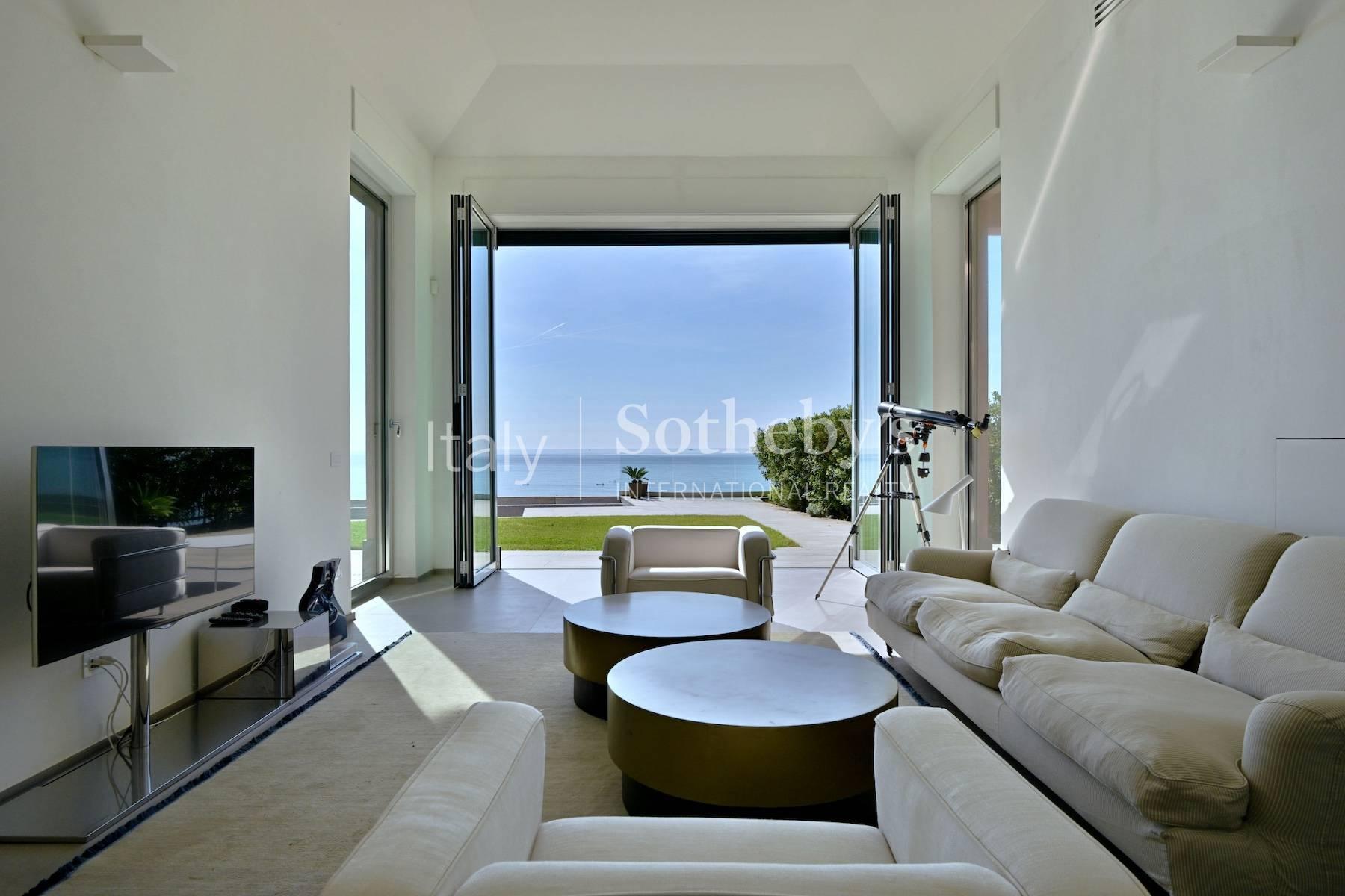 Meravigliosa villa pieds dans l'eau con posto barca, in vendita, Pieve Ligure | Sotheby’s Realty Italy - 3