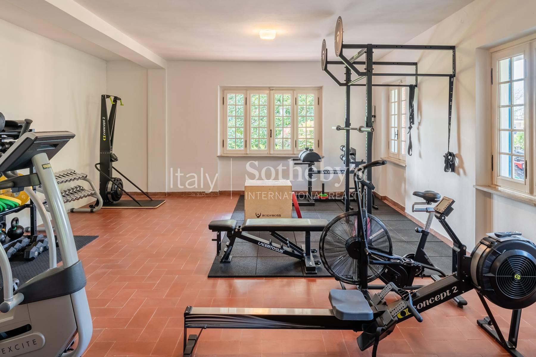 Elegante villa toscana con piscina, laghetto e dépandance, in vendita, Massarosa | Sotheby’s Realty Italy - 28