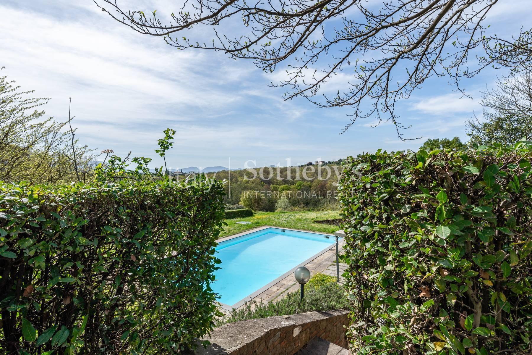 Tenuta vitivinicola sulle colline lucchesi - 6