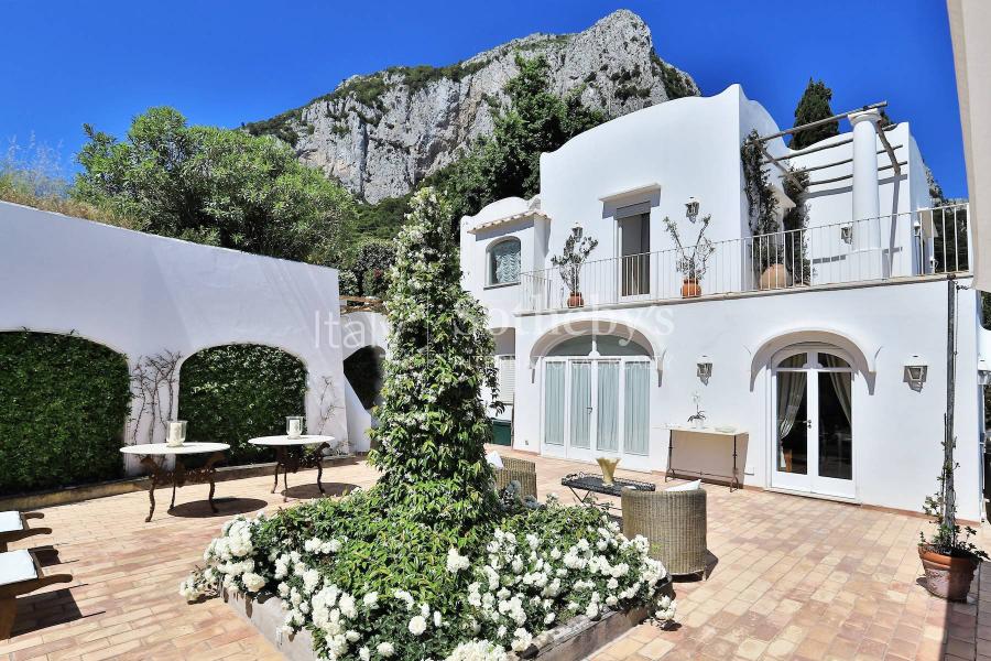 Villa Fiore, Enchanting Villa in Capri Villa For rent Capri Sotheby