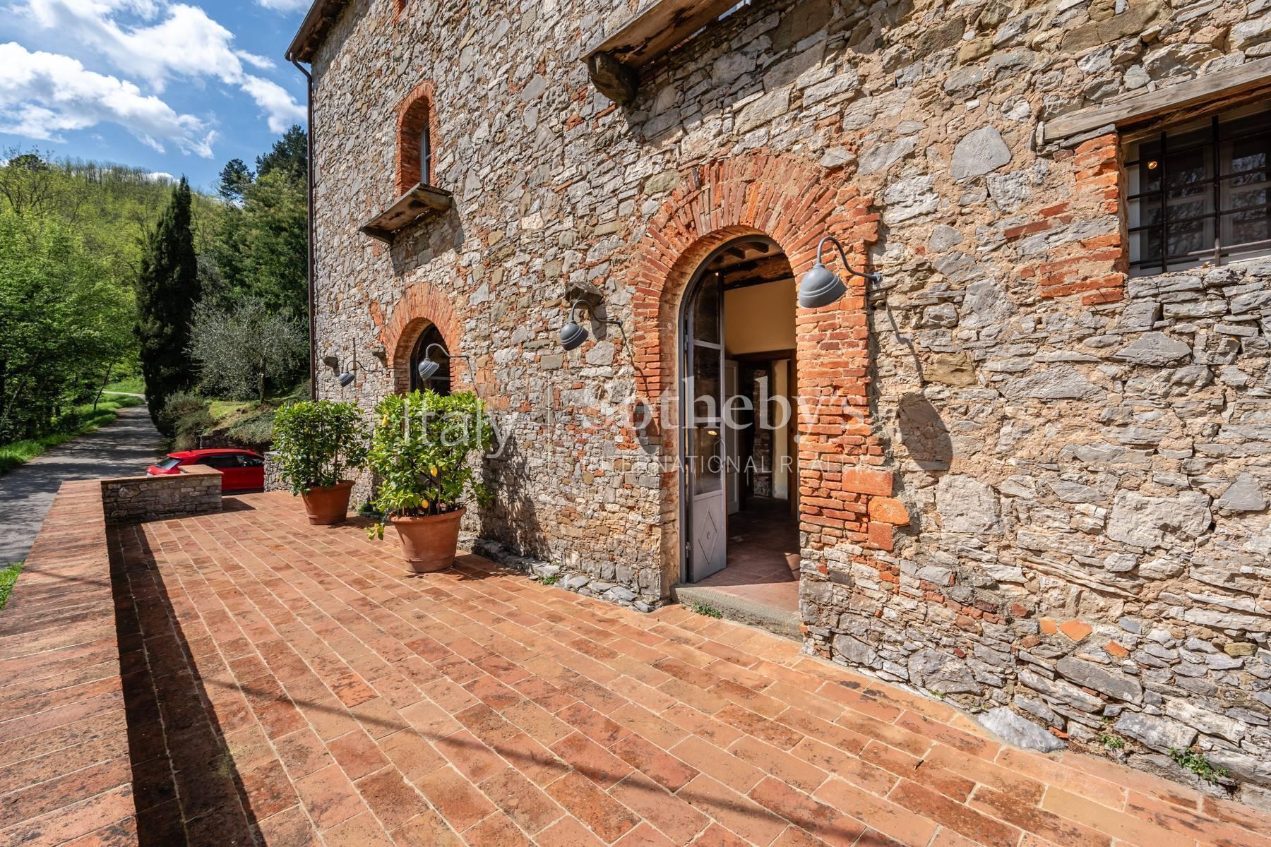 Incantevole Casolare toscano sulle colline di Lucca, in vendita, Borgo a Mozzano | Sotheby’s Realty Italy - 4