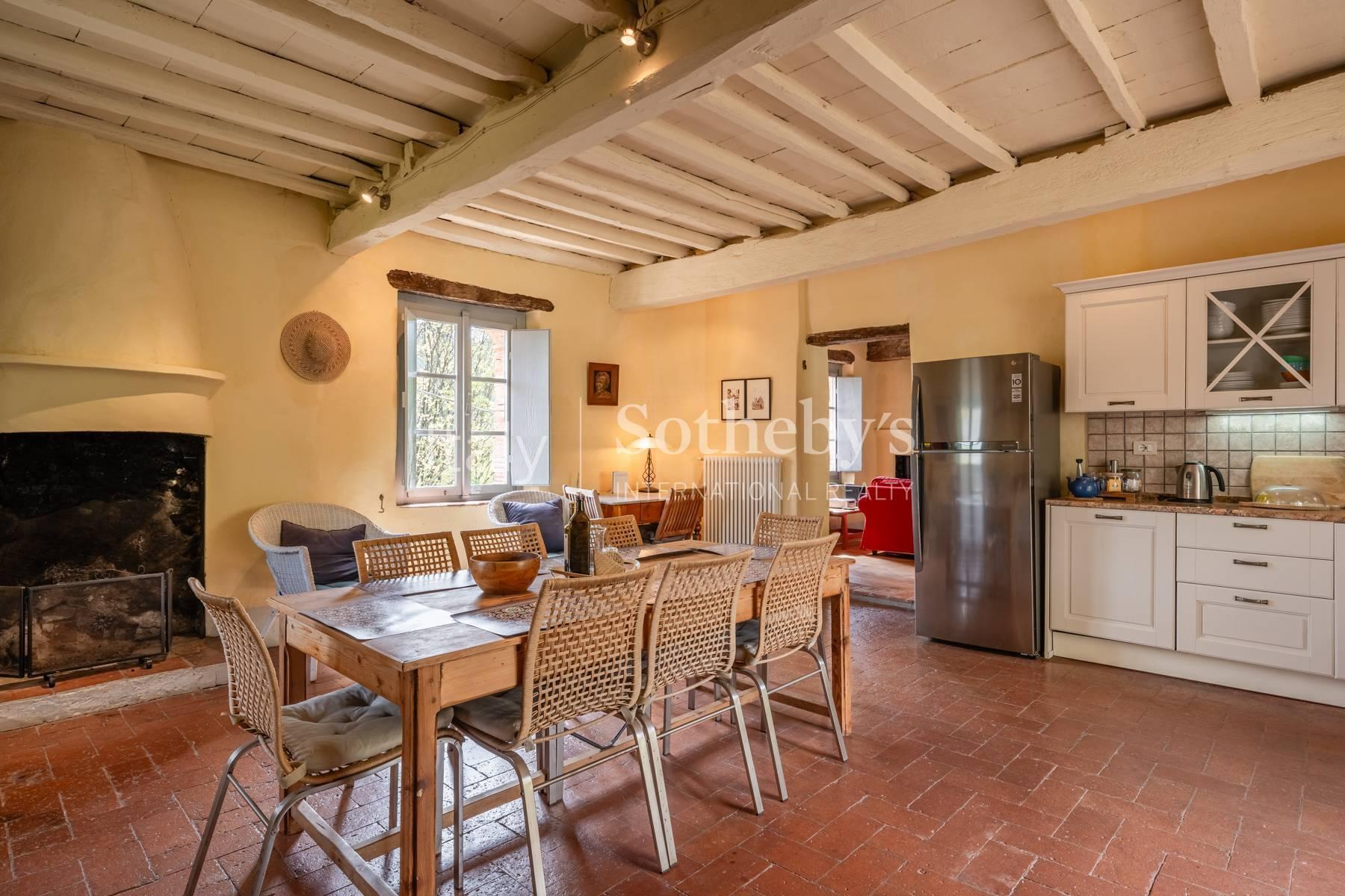 Incantevole Casolare toscano sulle colline di Lucca, in vendita, Borgo a Mozzano | Sotheby’s Realty Italy - 11