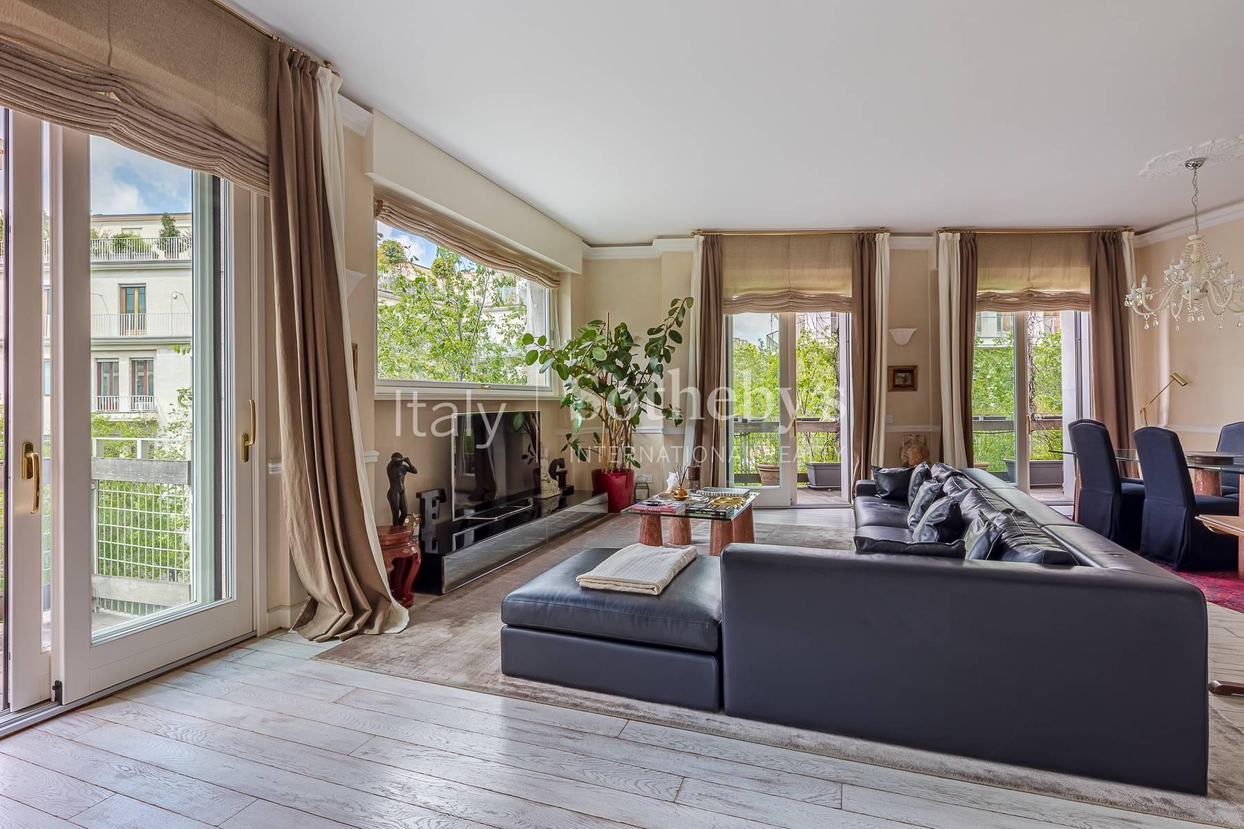 Splendido appartamento nell'elegante cornice di Via dei Giardini, in vendita, Milano | Sotheby’s Realty Italy - 2