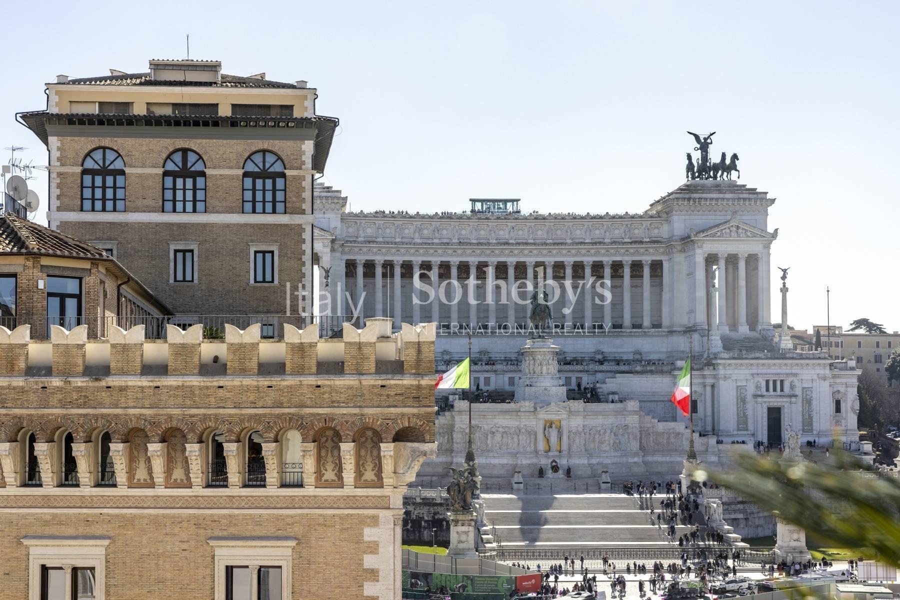 Attico senza pari affacciato sul Vittoriano, in vendita, Roma | Sotheby’s Realty Italy - 2