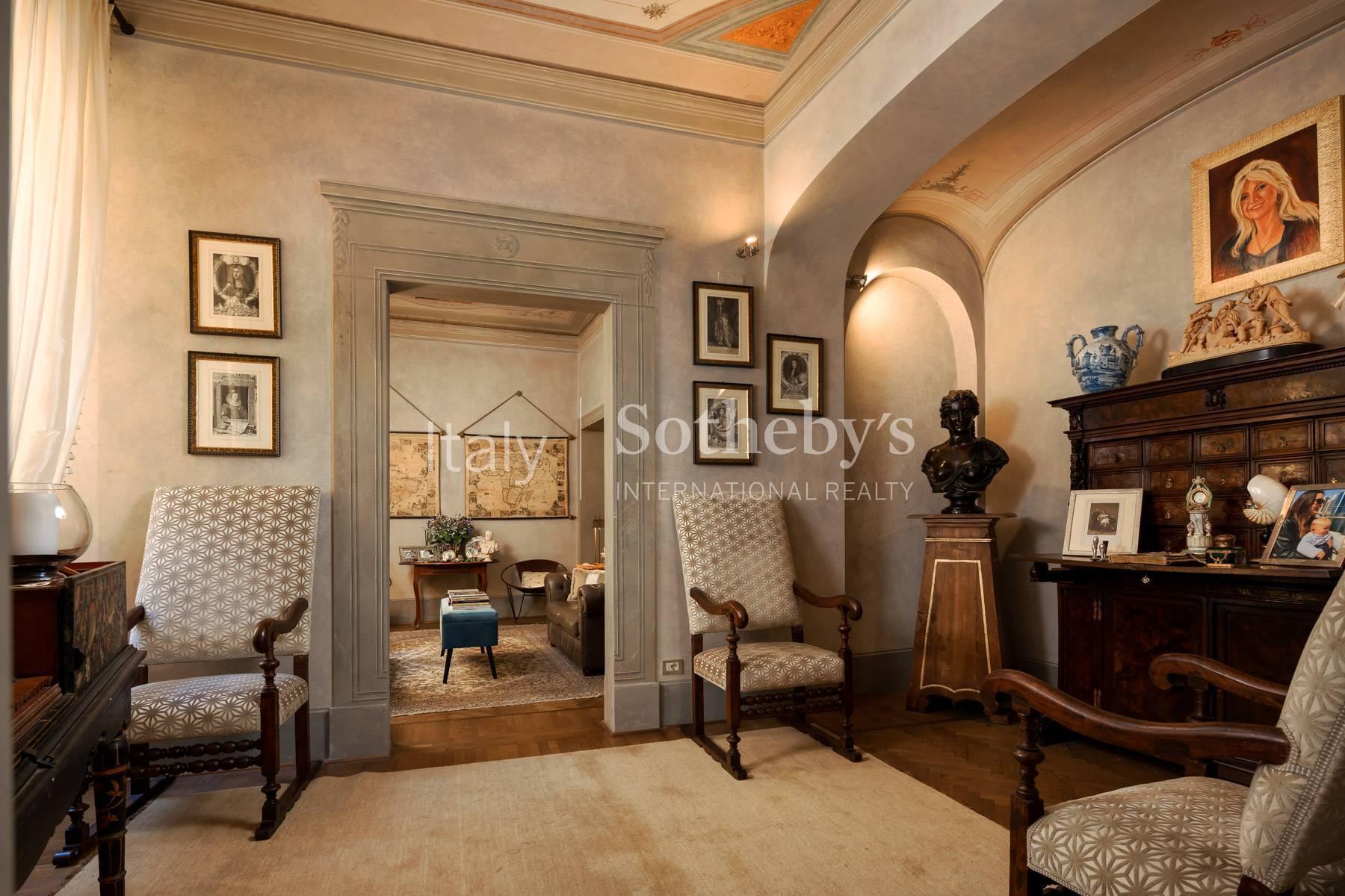 Lussuoso appartamento con giardino ad Arezzo Appartamento in