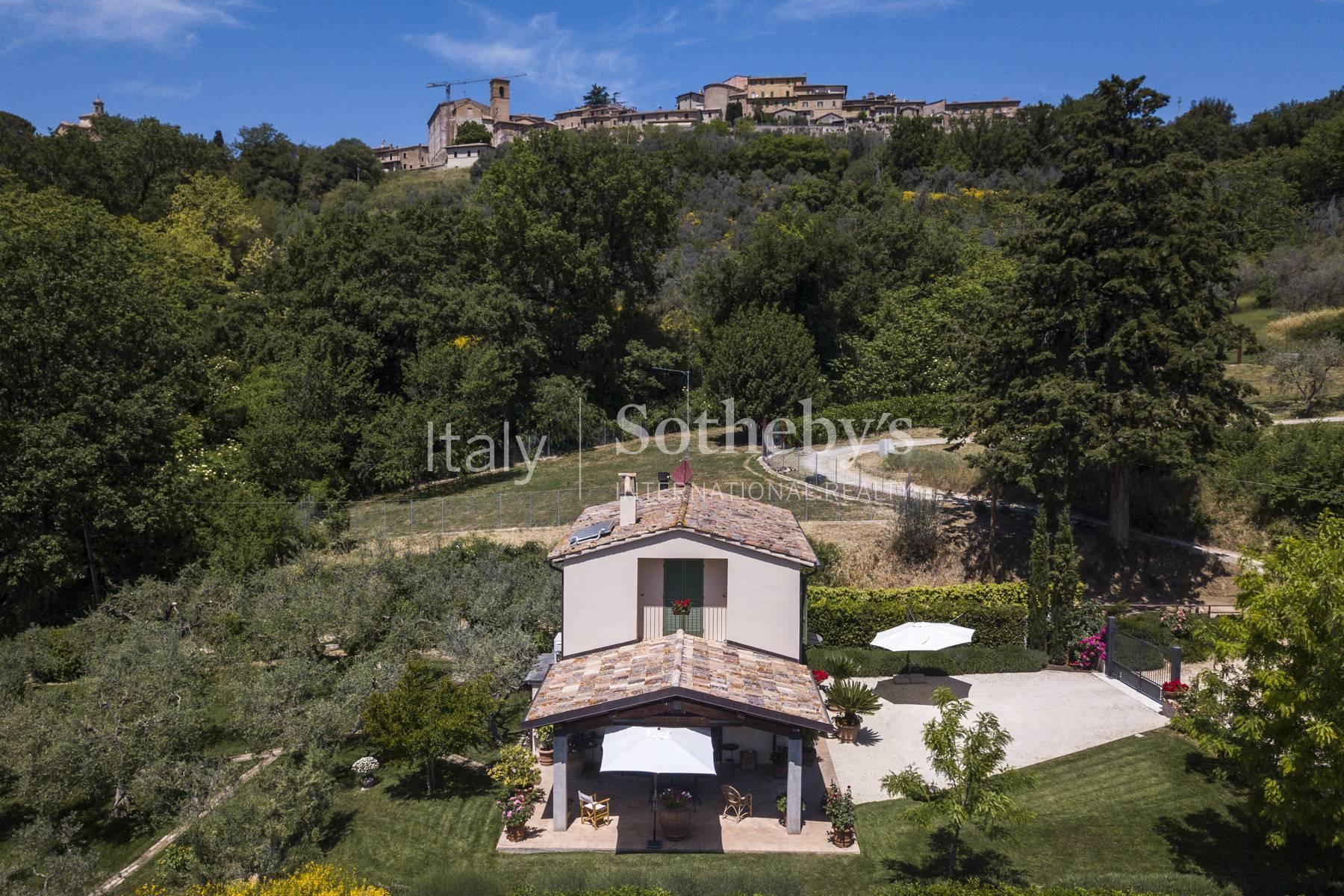Incantevole villa con giardino nella campagna umbra, in vendita, Montefalco | Sotheby’s Realty Italy - 21
