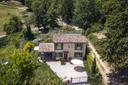 Incantevole villa con giardino nella campagna umbra, in vendita, Montefalco | Sotheby’s Realty Italy - 1