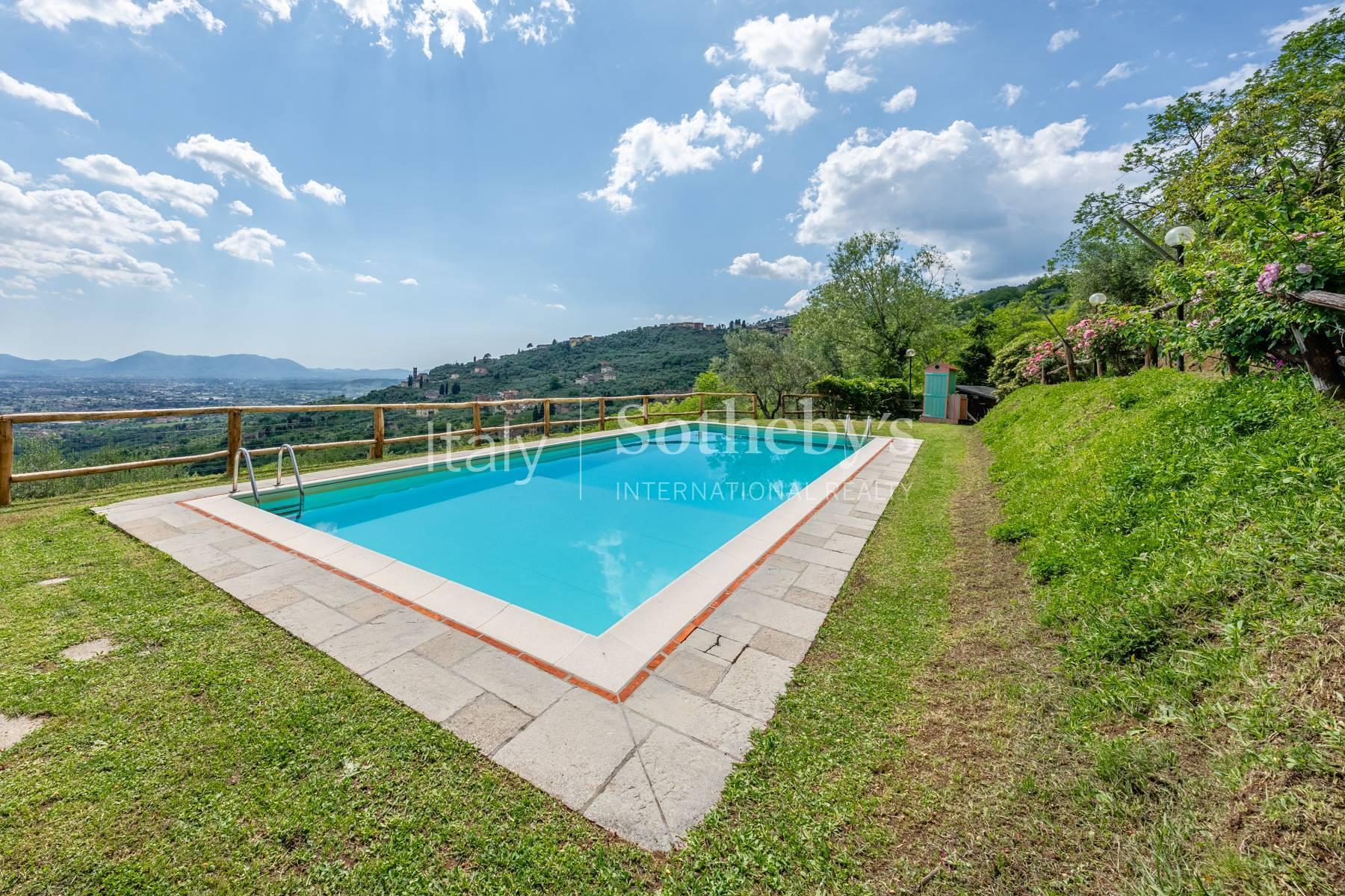 Antico casale con vista sulle colline di Lucca - 4