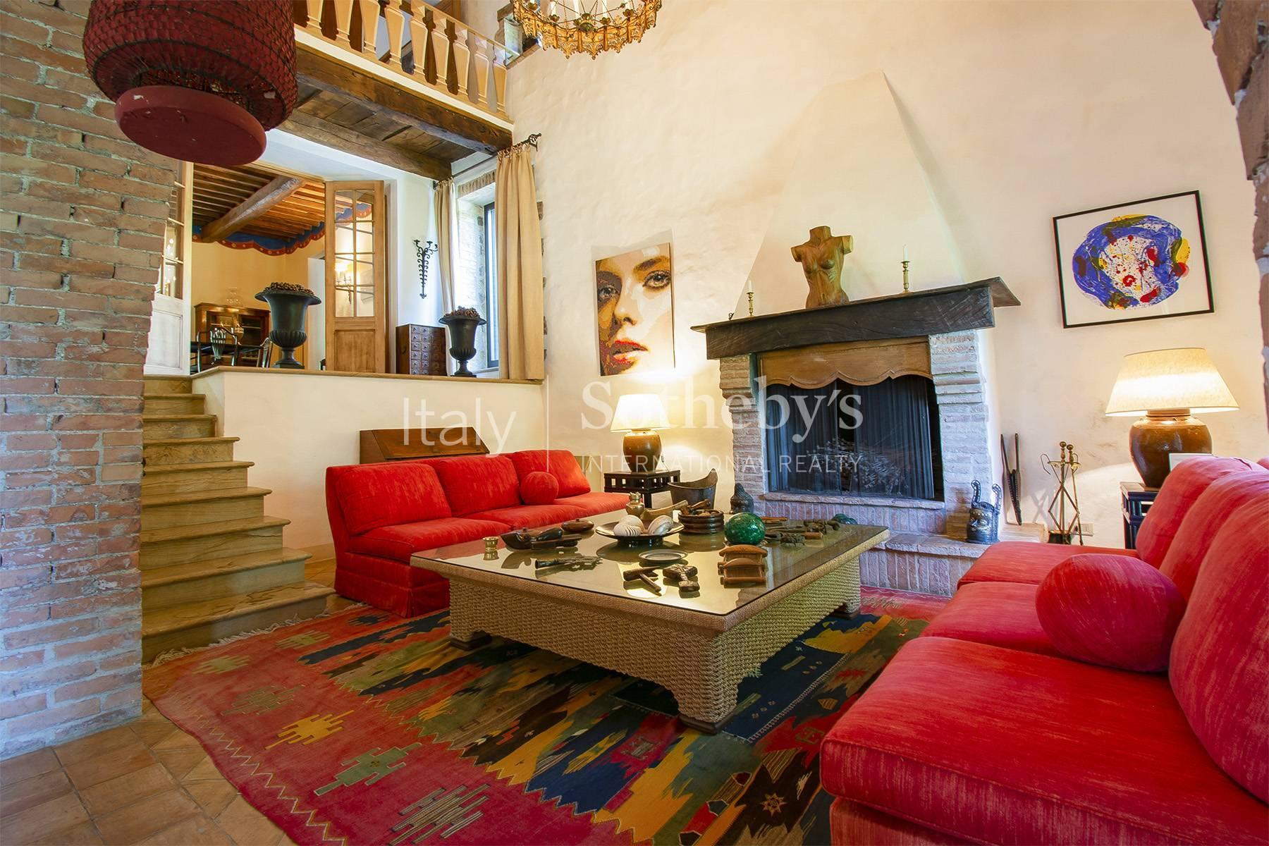 Storico casale con piscina e parco a San Casciano dei Bagni, in vendita, San Casciano dei Bagni | Sotheby’s Realty Italy - 4
