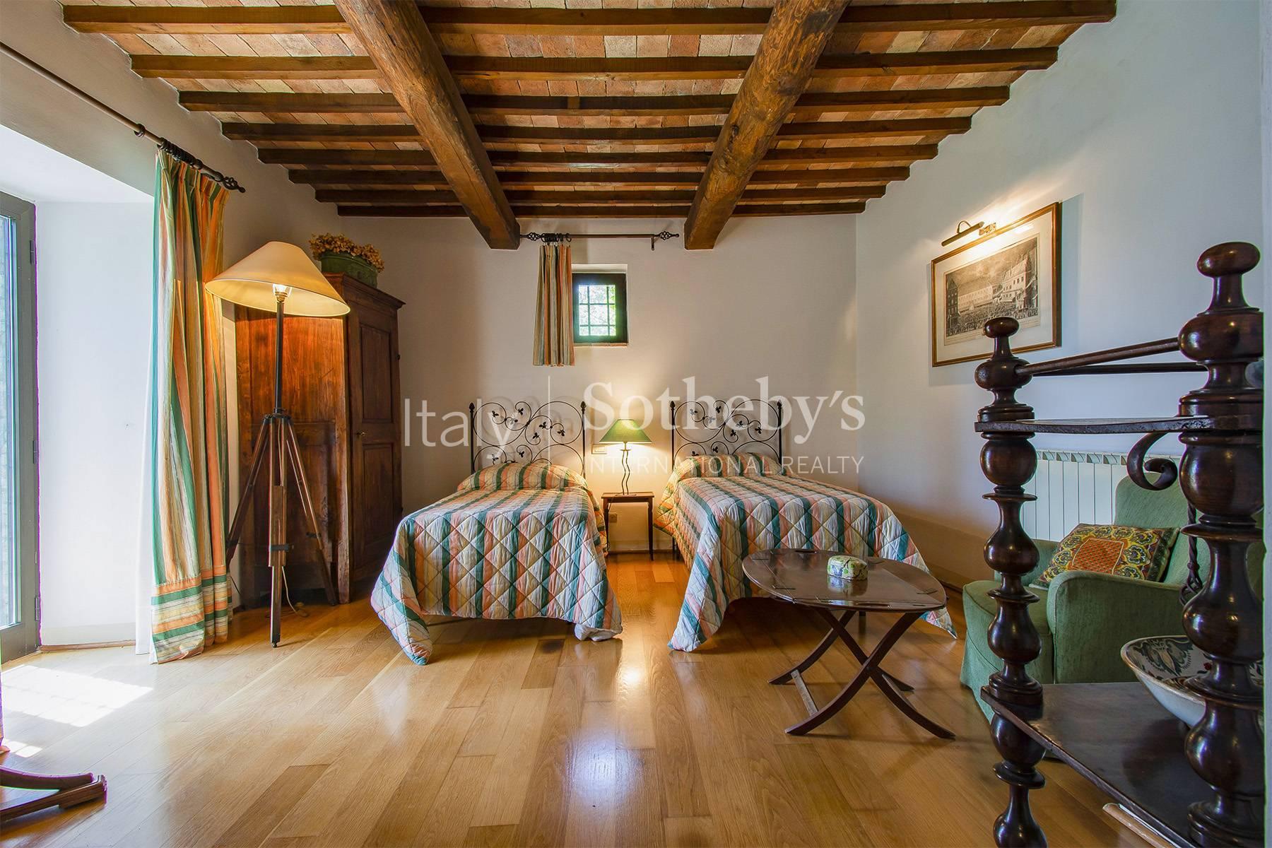 Storico casale con piscina e parco a San Casciano dei Bagni, in vendita, San Casciano dei Bagni | Sotheby’s Realty Italy - 23