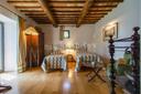 Storico casale con piscina e parco a San Casciano dei Bagni, in vendita, San Casciano dei Bagni | Sotheby’s Realty Italy - 23
