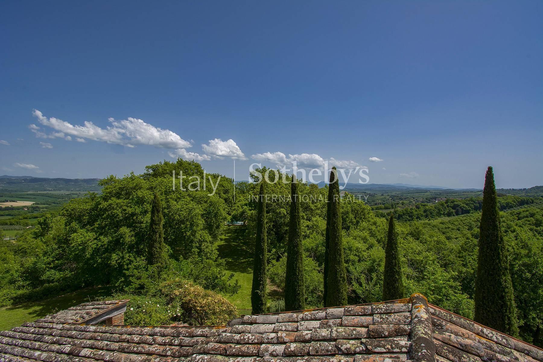 Storico casale con piscina e parco a San Casciano dei Bagni, in vendita, San Casciano dei Bagni | Sotheby’s Realty Italy - 11