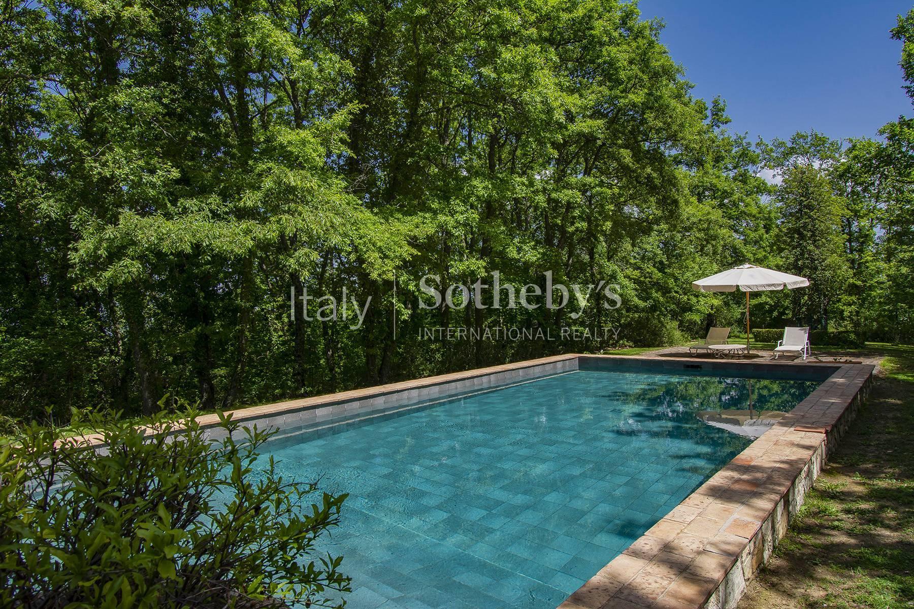 Storico casale con piscina e parco a San Casciano dei Bagni, in vendita, San Casciano dei Bagni | Sotheby’s Realty Italy - 2