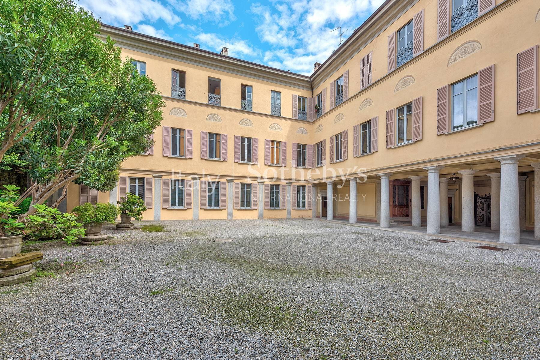 Appartamento in prestigioso palazzo storico, in vendita, Como | Sotheby’s Realty Italy - 4