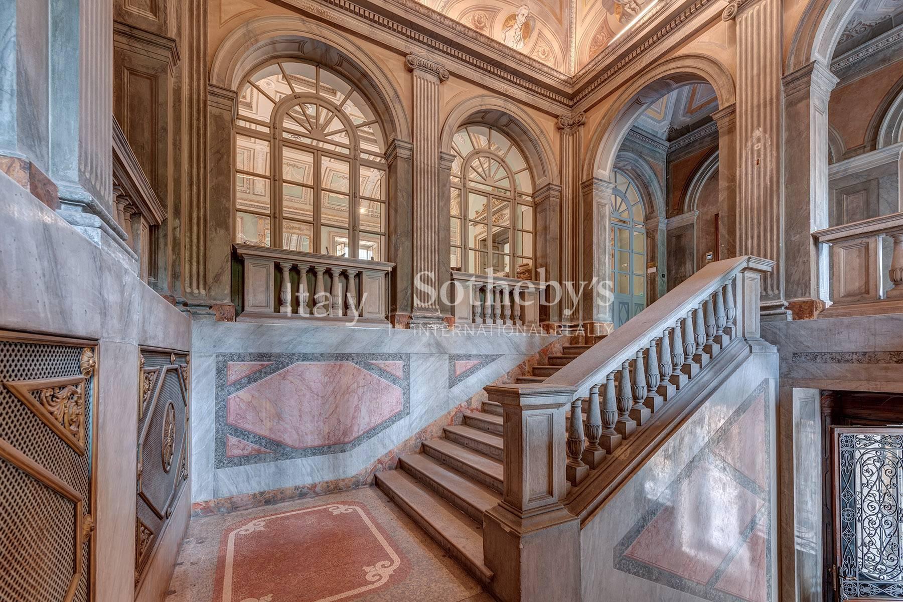 Appartamento in prestigioso palazzo storico, in vendita, Como | Sotheby’s Realty Italy - 5