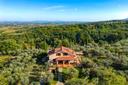 Villa ristrutturata a due passi da Montepulciano, in vendita, Montepulciano | Sotheby’s Realty Italy - 1