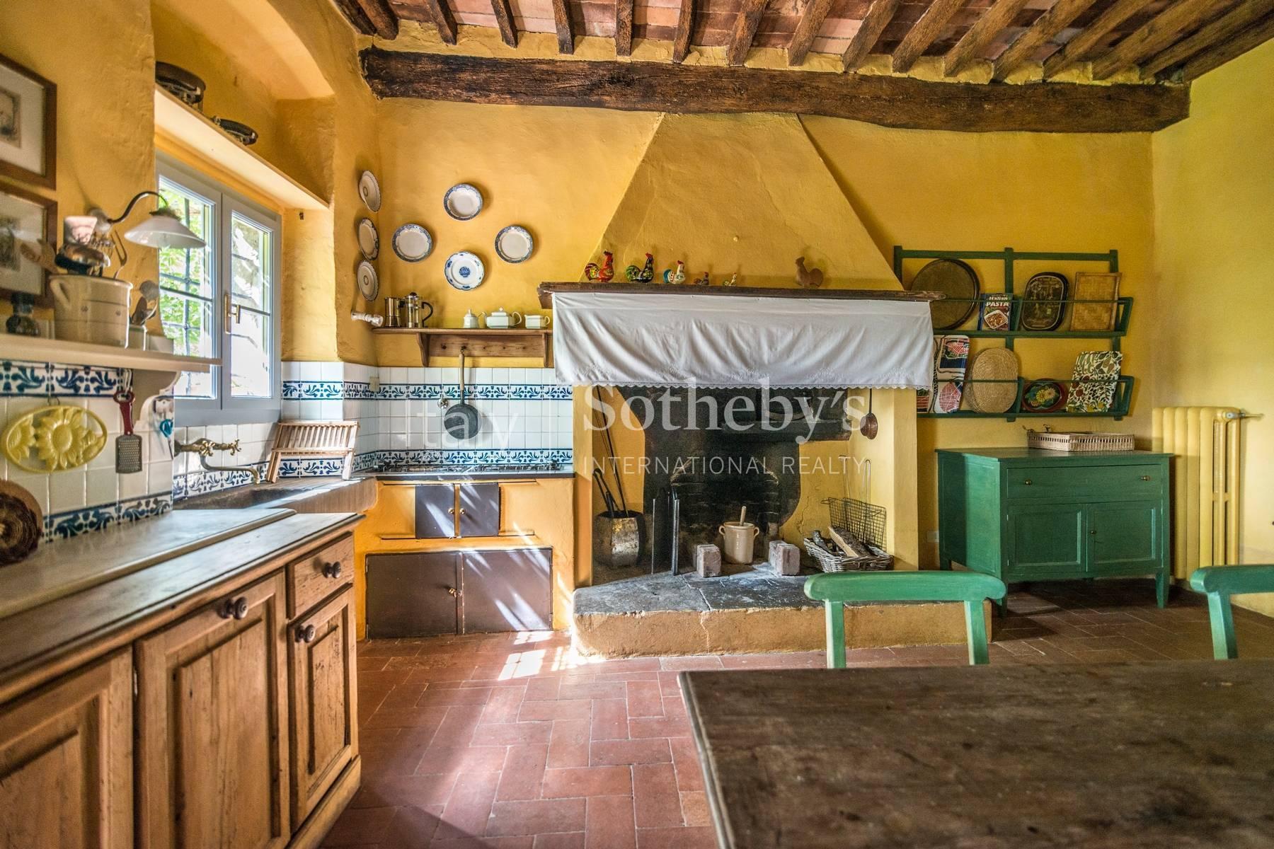 Splendido casale ristrutturato con annessi - 2